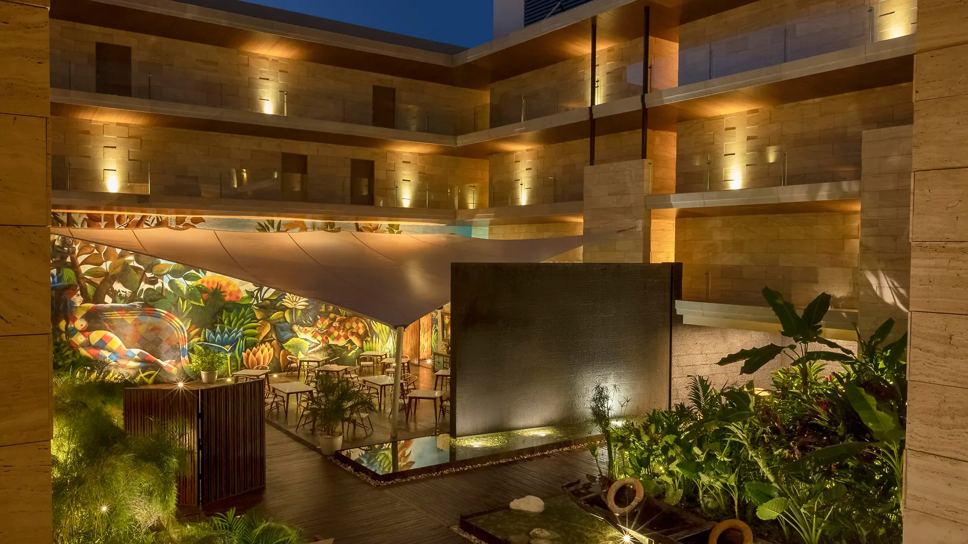 Отель The Yucatan Playa Del Carmen, Tapestry Collection By Hilton (Adults Only)